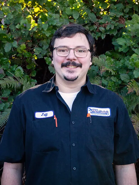 Portrait of Jeff, Service Technician